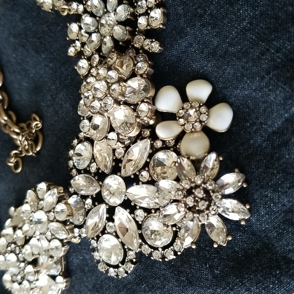J. Crew Garden Bloom Bib Statement Necklace - Picture 2 of 7